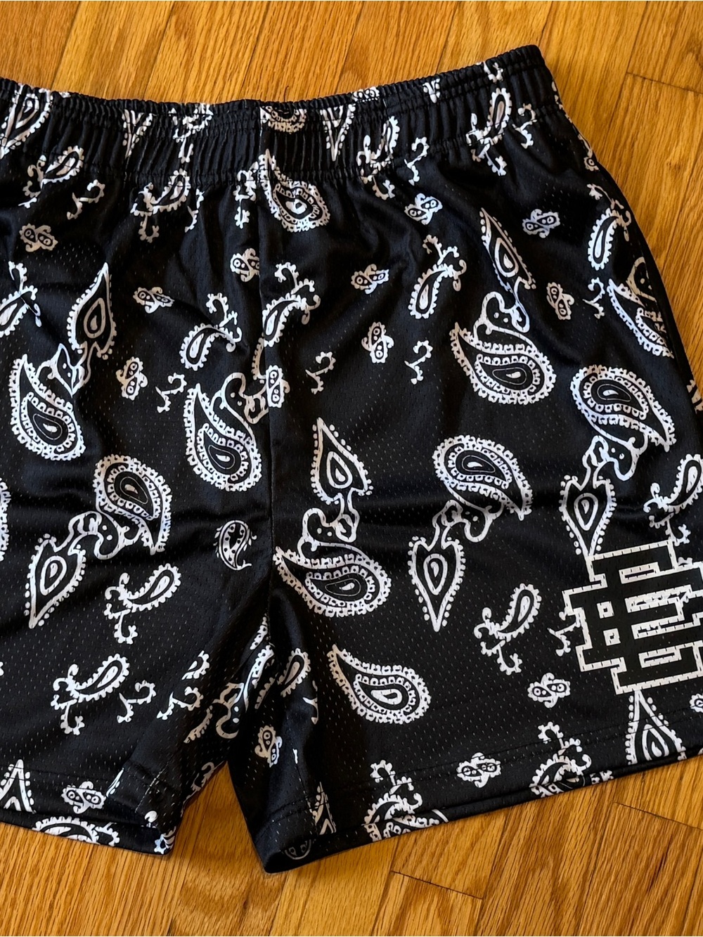 Eric Emanuel Black and White Paisley Shorts | Large | NWT